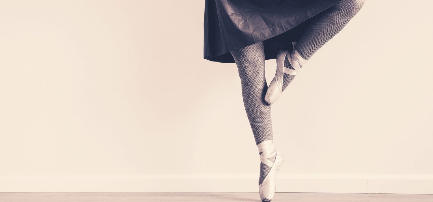 ballet-sneaker-dress-ballet-dancer-163379.jpeg